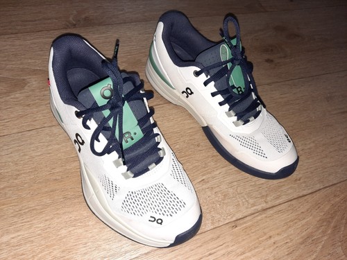 The roger pro clay - on,